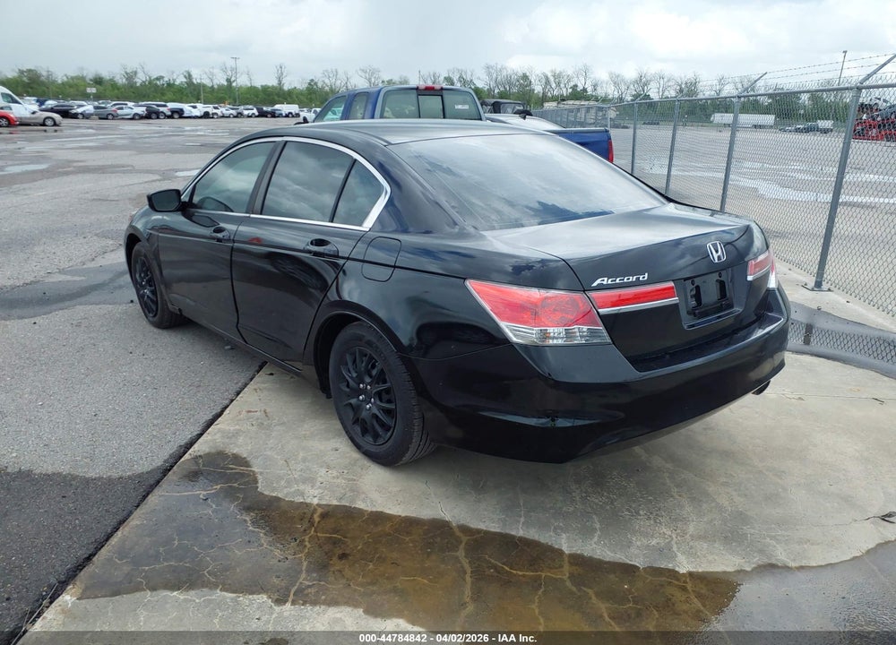 2011 HONDA ACCORD VIN: 1HGCP2F38BA058877