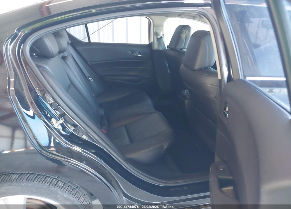 2014 ACURA ILX 2.0L VIN: 19VDE1F34EE014002