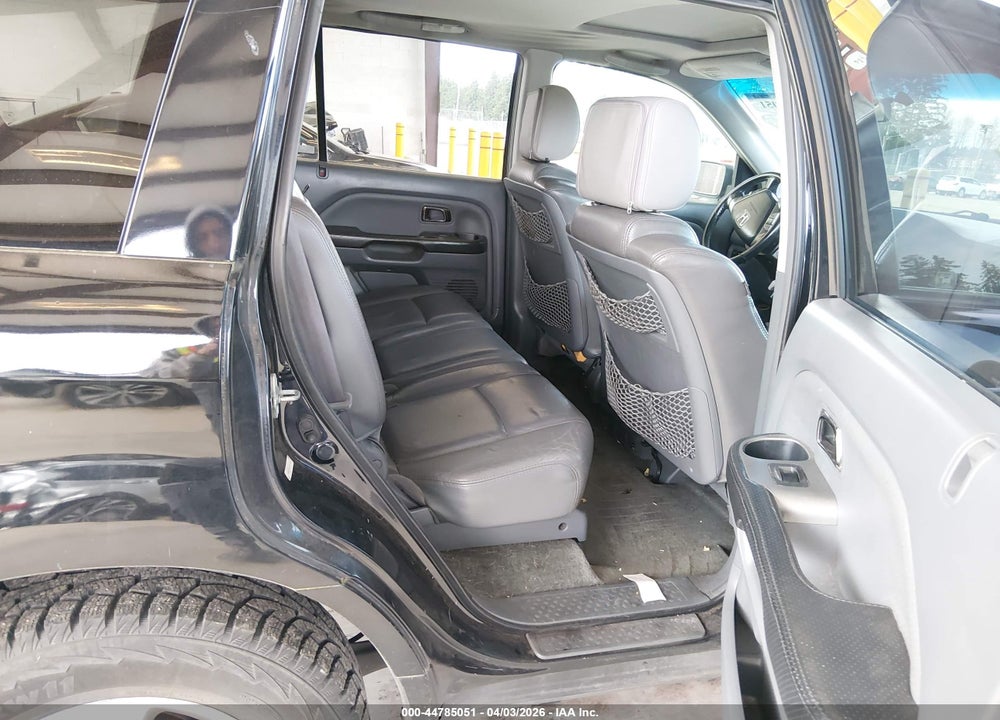 2005 HONDA PILOT EX-L VIN: 2HKYF18575H505423