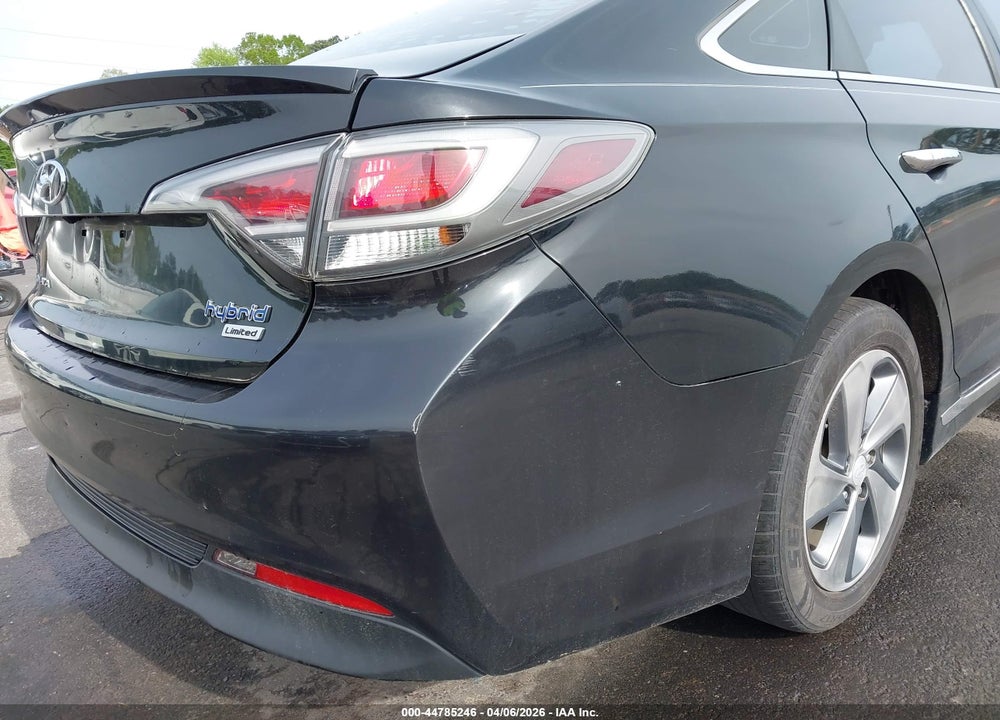 2017 HYUNDAI SONATA HYBRID LIMITED VIN: KMHE34L1XHA048924