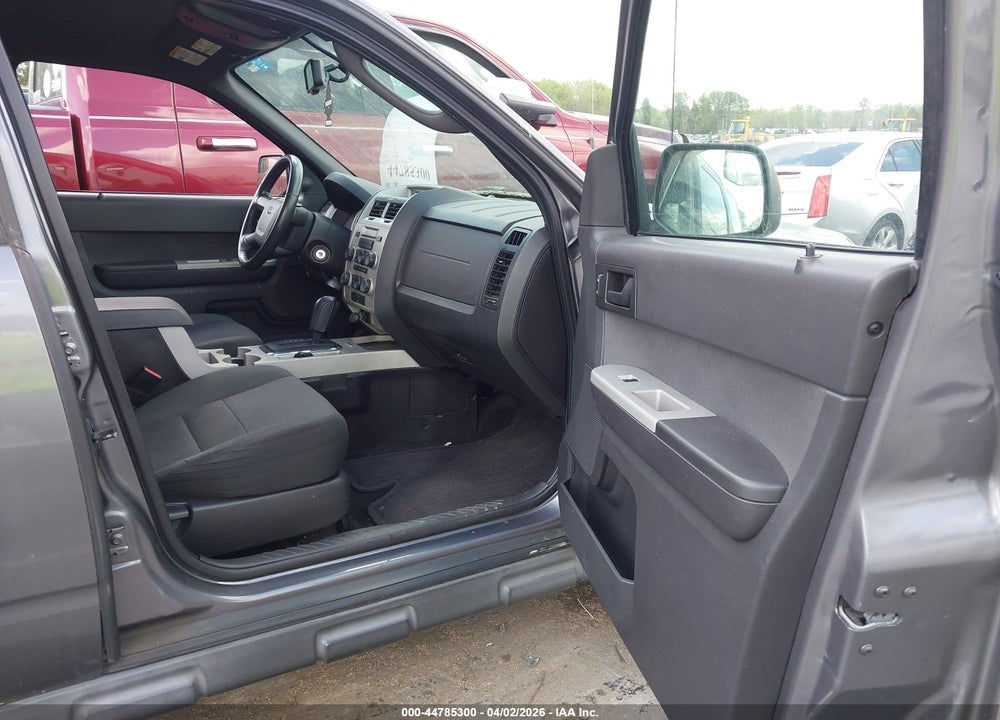 2010 FORD ESCAPE XLT VIN: 1FMCU9DG9AKD30525