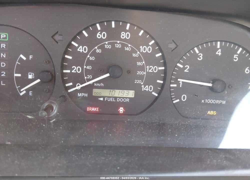 2000 TOYOTA CAMRY LE VIN: JT2BG22K2Y0418885