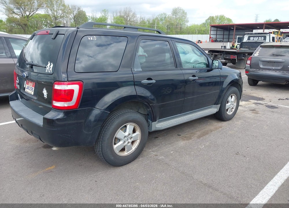 2009 FORD ESCAPE XLT VIN: 1FMCU03739KA09119