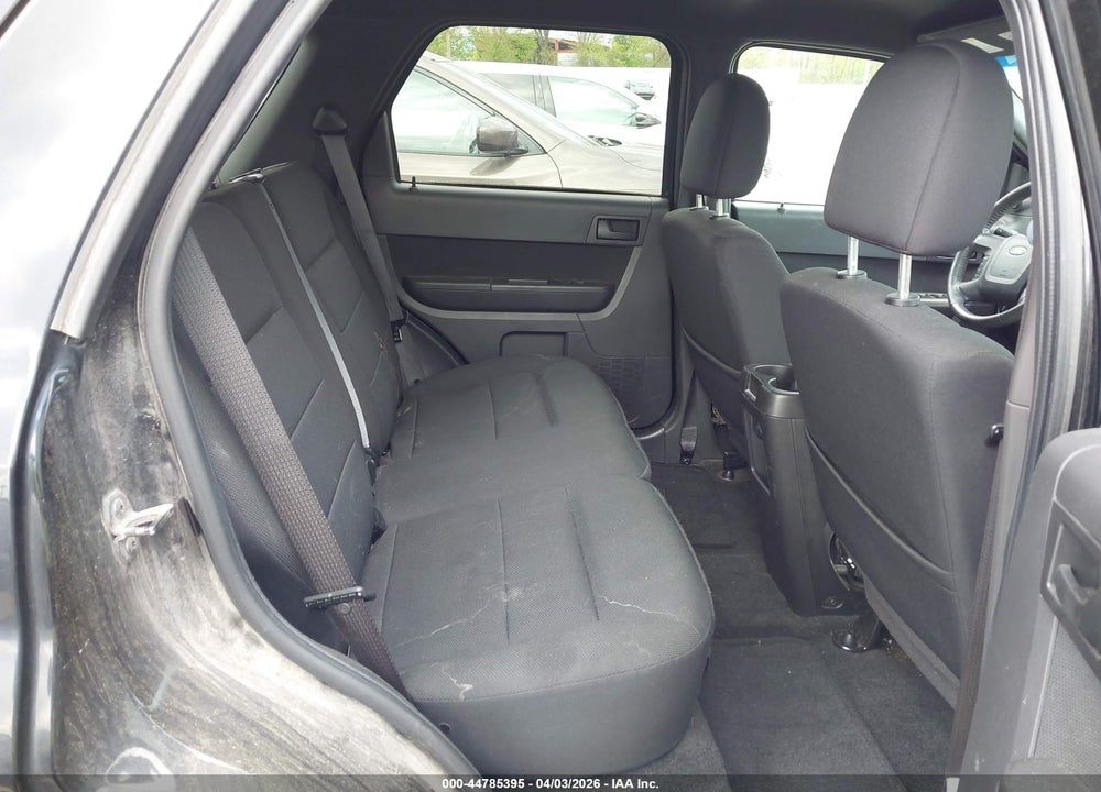 2009 FORD ESCAPE XLT VIN: 1FMCU03739KA09119
