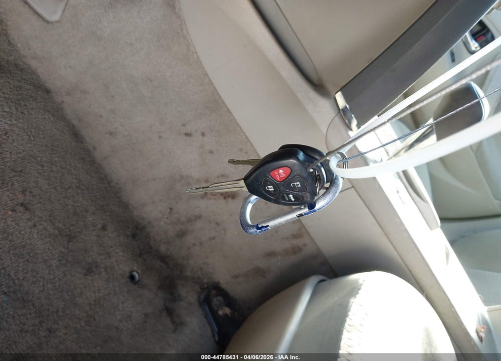 2010 TOYOTA CAMRY LE VIN: 4T1BF3EK1AU005488