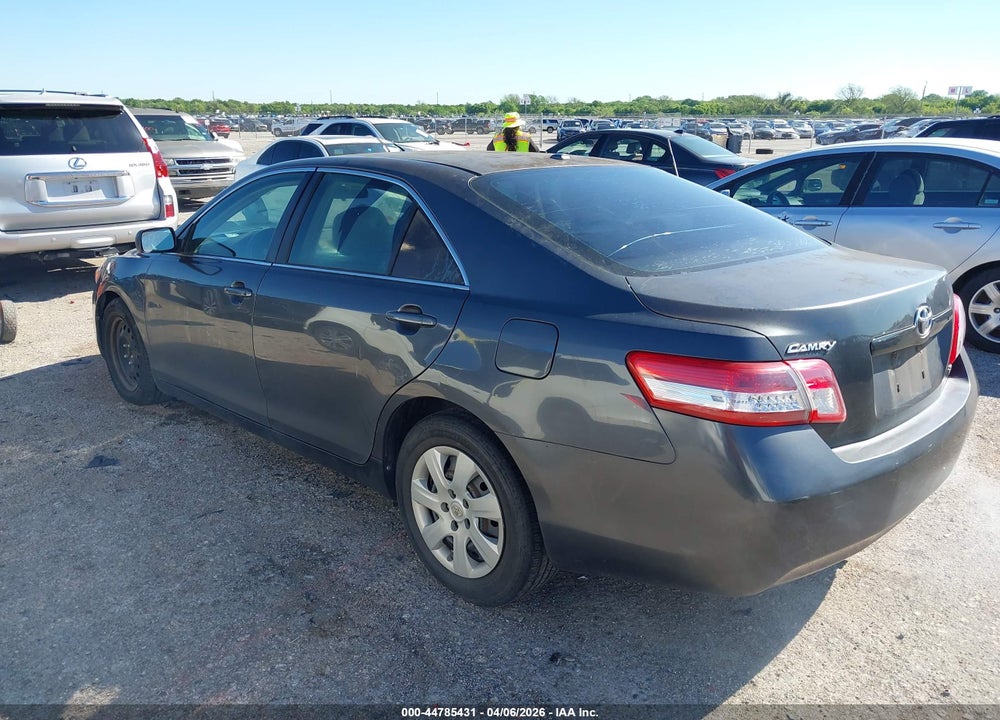 2010 TOYOTA CAMRY LE VIN: 4T1BF3EK1AU005488