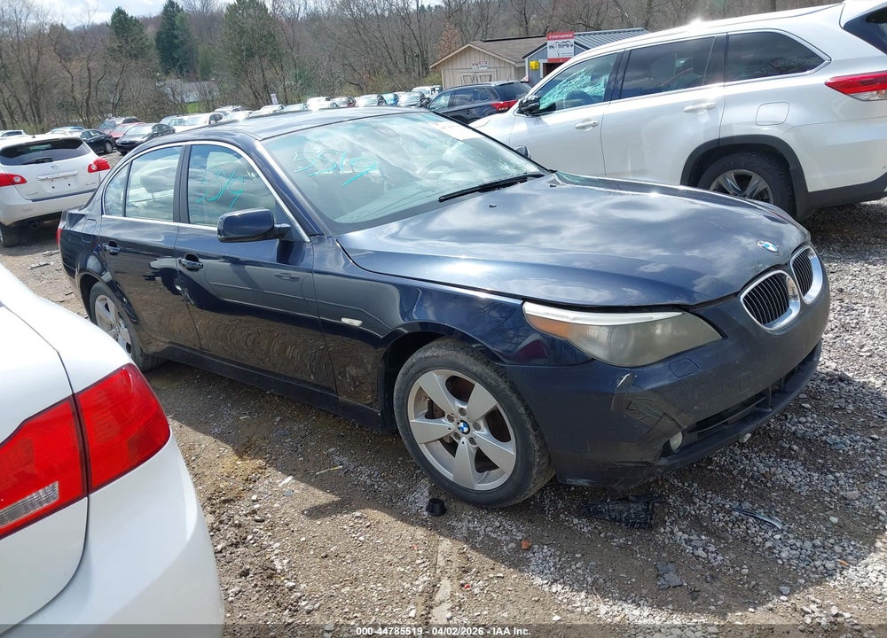 2007 BMW 530XI VIN: WBANF73557CU23070