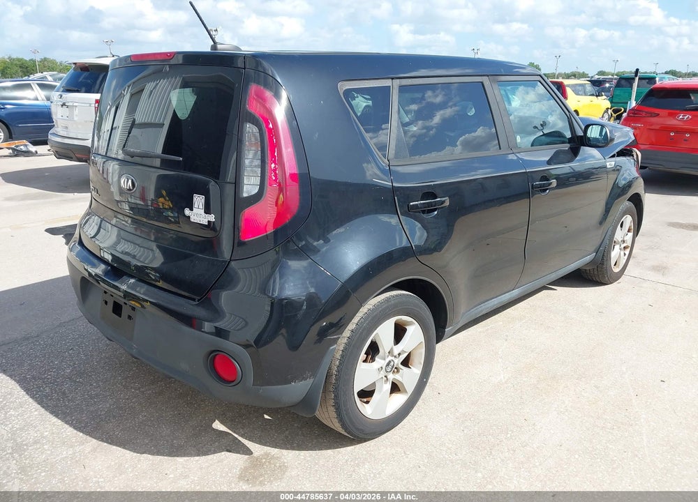2018 KIA SOUL VIN: KNDJN2A23J7524527