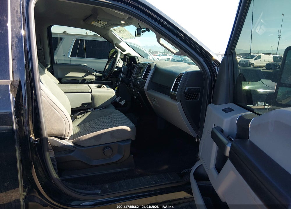 2017 FORD F-150 XLT VIN: 1FTFW1EG2HKC49100