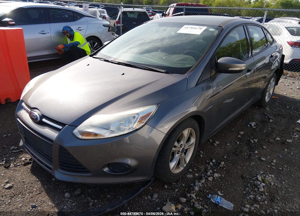 2014 FORD FOCUS SE VIN: 1FADP3F24EL438927