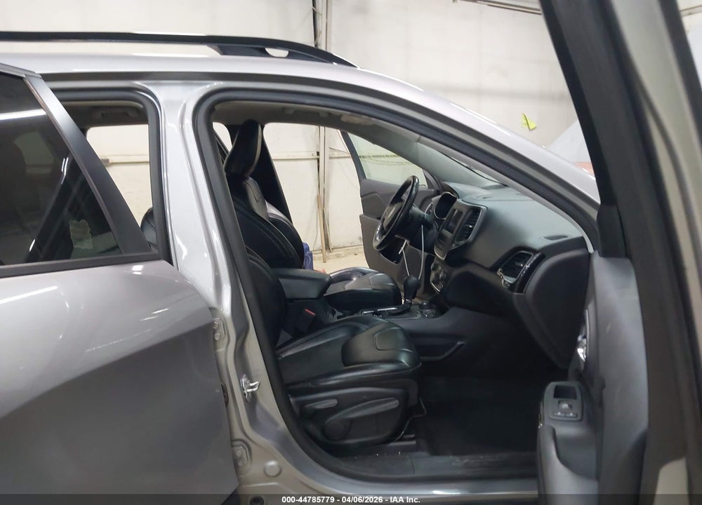 2019 JEEP CHEROKEE ALTITUDE 4X4 VIN: 1C4PJMLB4KD432439