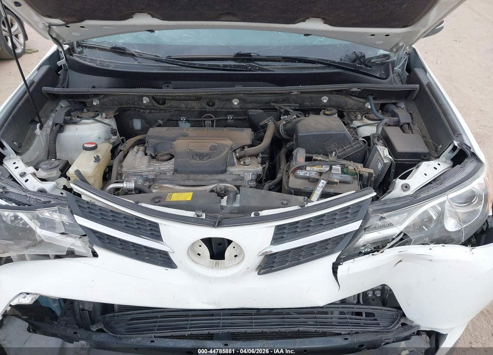 2014 TOYOTA RAV4 XLE VIN: JTMWFREV6EJ021681