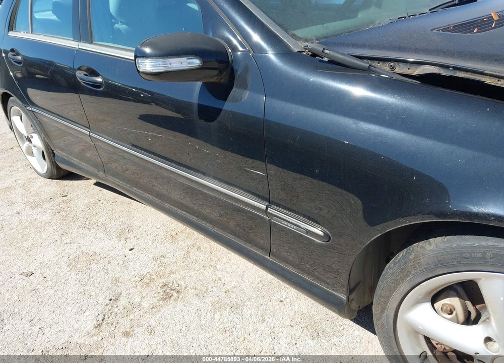 2005 MERCEDES-BENZ C 230 KOMPRESSOR SPORT VIN: WDBRF40J75F664112
