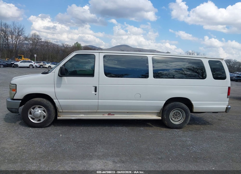 2011 FORD E-350 SUPER DUTY XLT VIN: 1FBSS3BL9BDB08483