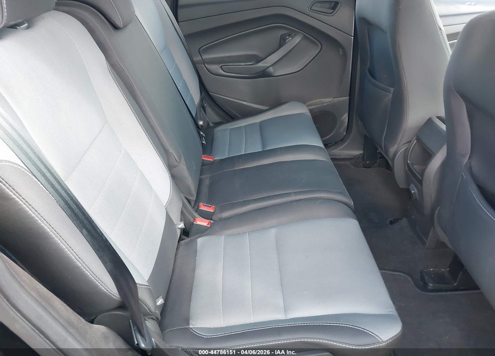 2017 FORD ESCAPE S VIN: 1FMCU0F73HUF03172