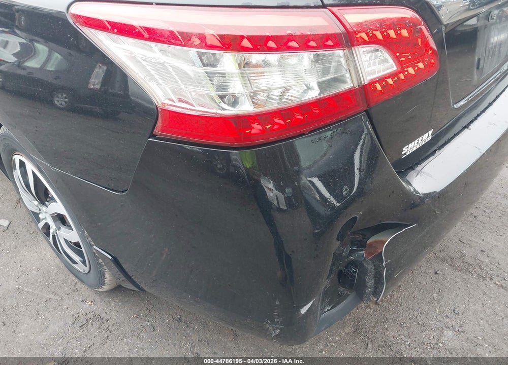 2015 NISSAN SENTRA S VIN: 3N1AB7AP4FY229334