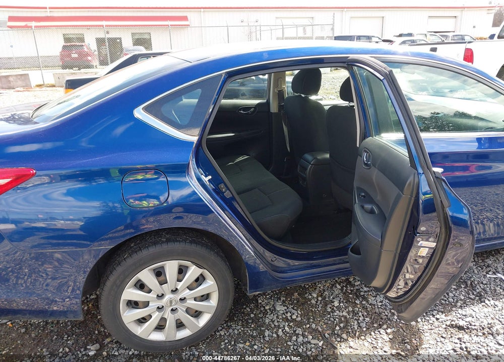 2018 NISSAN SENTRA S VIN: 3N1AB7AP0JY294660