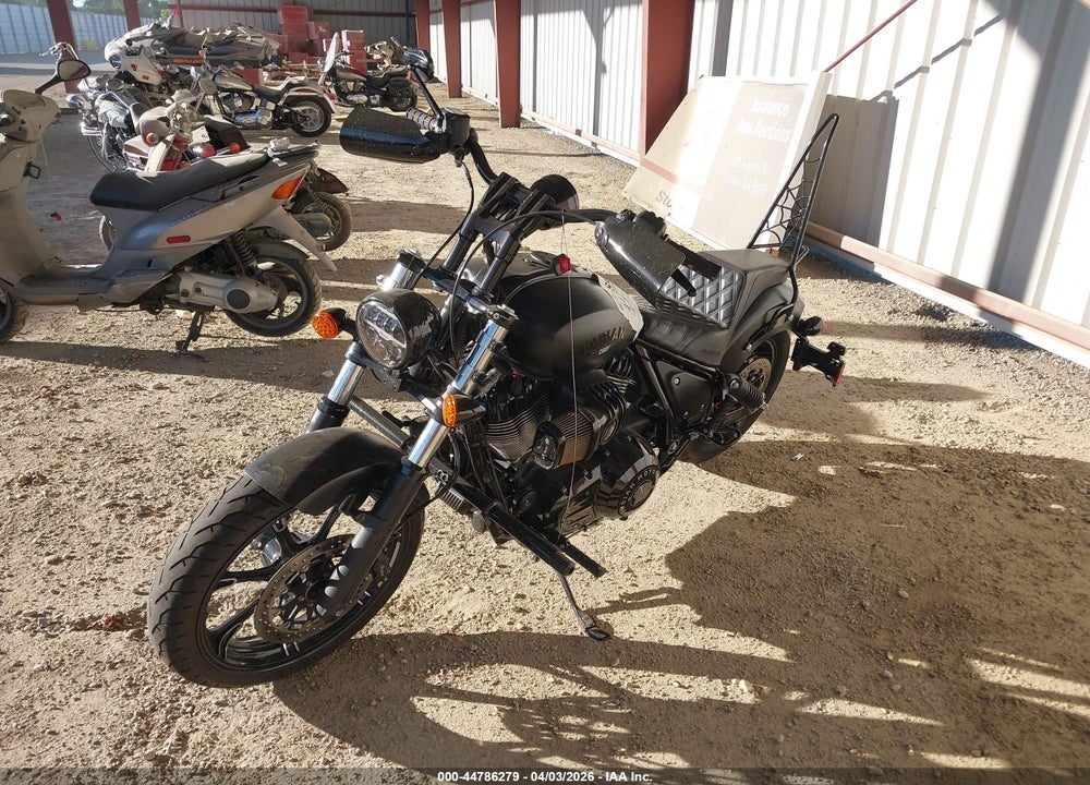 2022 INDIAN MOTORCYCLE CO. CHIEF DARK HORSE ABS VIN: 56KDMABH6N3003337