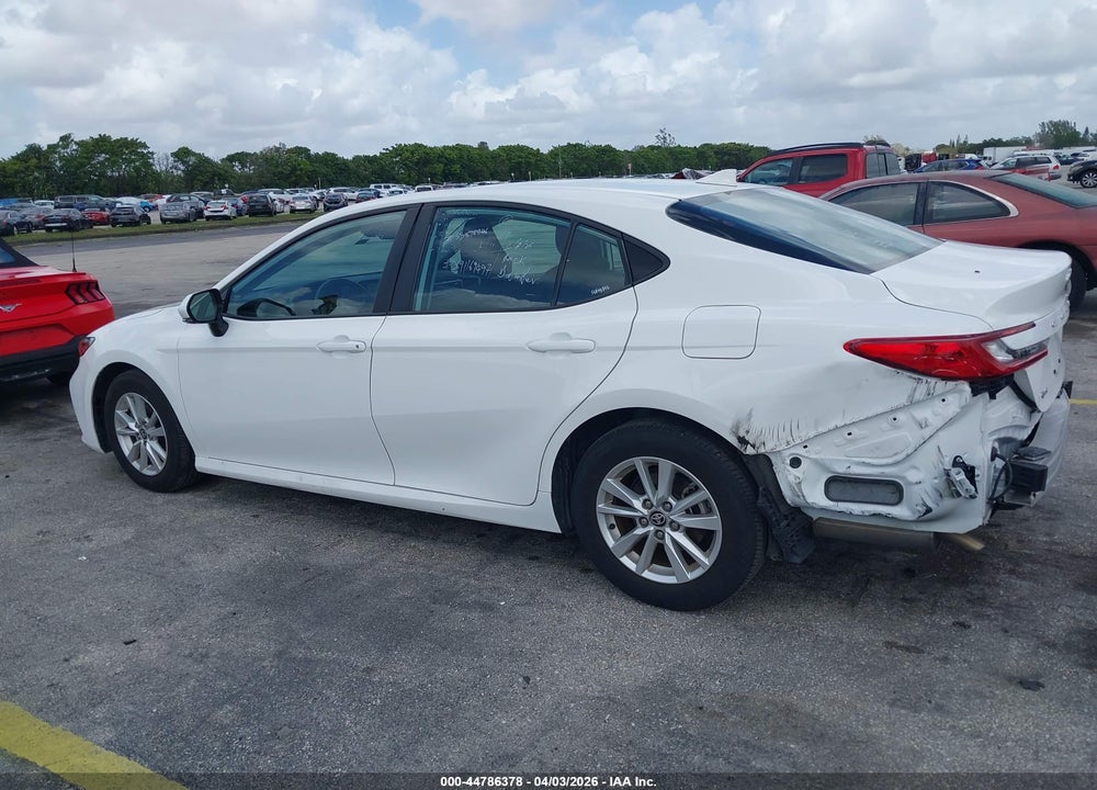 2025 TOYOTA CAMRY LE VIN: 4T1DAACK5SU049882