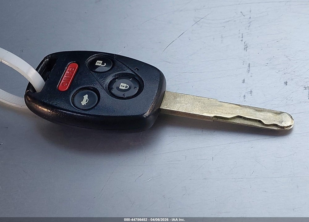 2009 HONDA ACCORD 2.4 EX-L VIN: 1HGCP268X9A110824