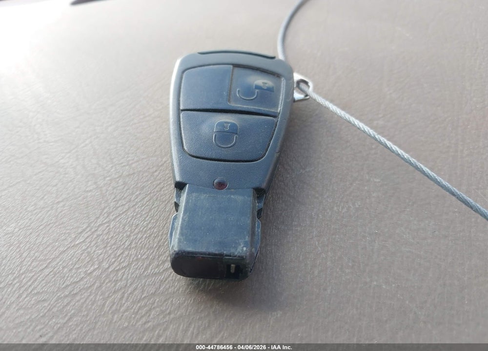 1999 MERCEDES-BENZ E 320 VIN: WDBJH65F6XA907321