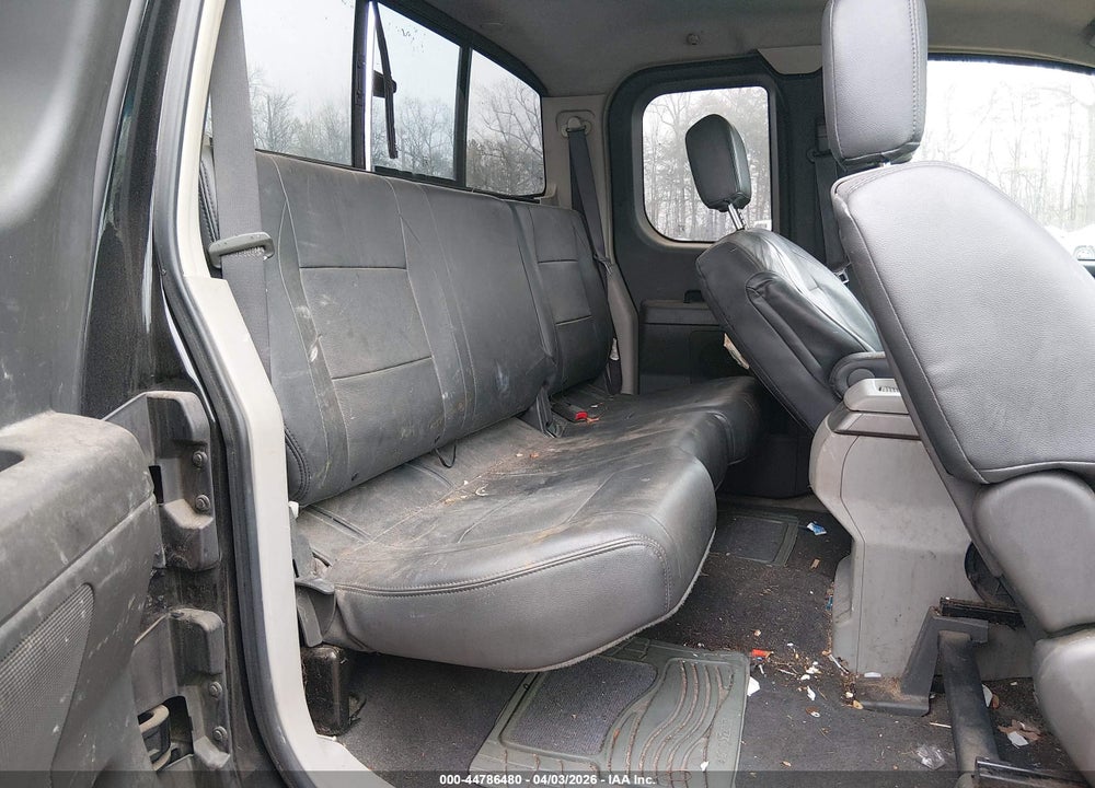 2004 NISSAN TITAN SE VIN: 1N6AA06A74N556216