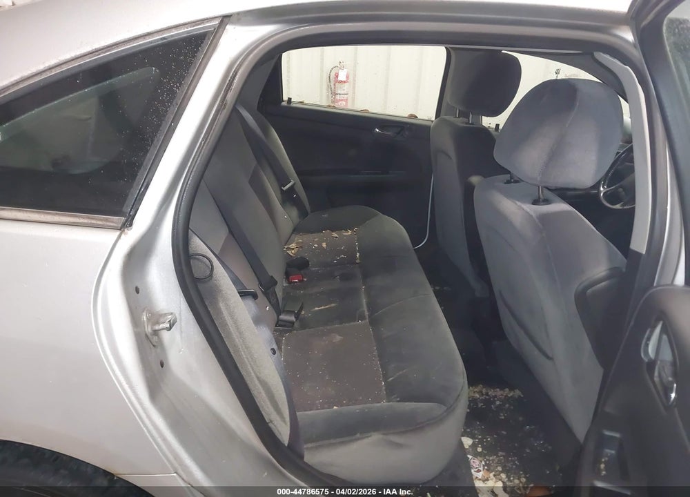 2011 CHEVROLET IMPALA LT VIN: 2G1WB5EK0B1271880