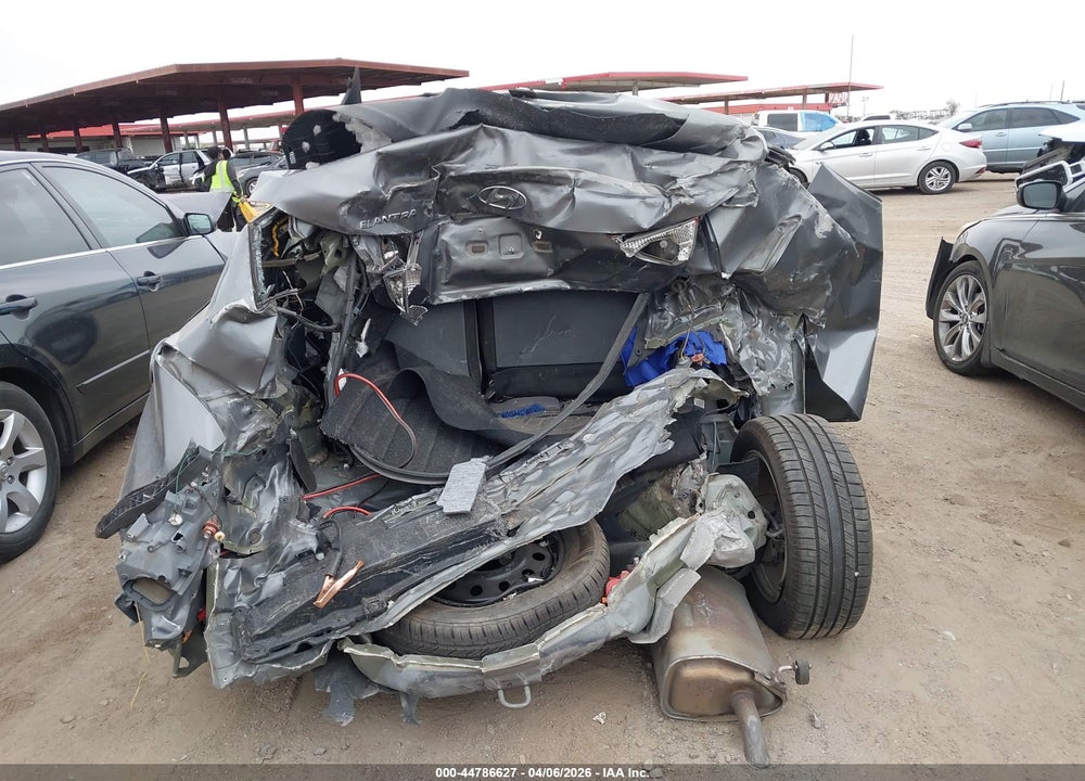 2013 HYUNDAI ELANTRA GLS VIN: 5NPDH4AE6DH237080