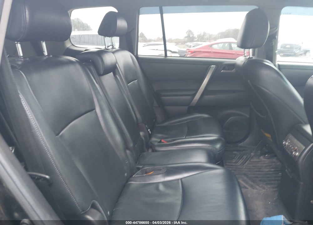 2013 TOYOTA HIGHLANDER SE V6 VIN: 5TDBK3EH2DS183178