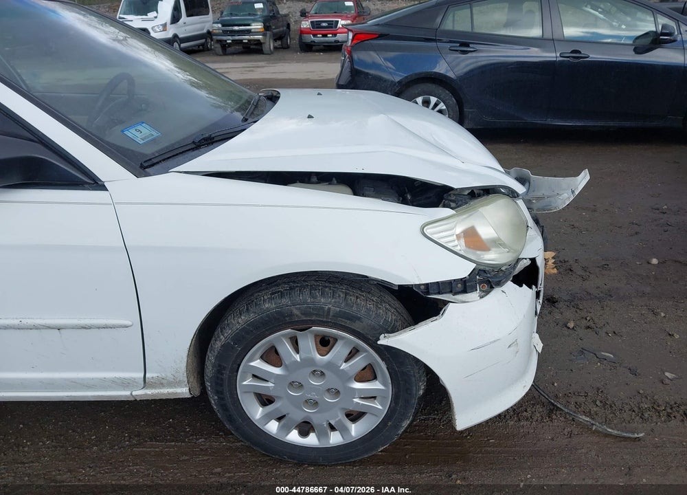 2005 HONDA CIVIC LX VIN: 2HGES165X5H520610