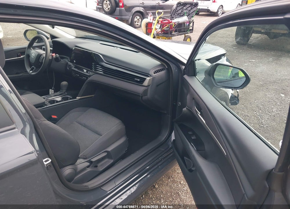 2026 TOYOTA CAMRY LE VIN: 4T1DAACK1TU651728
