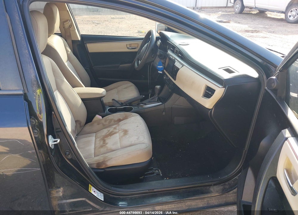 2014 TOYOTA COROLLA LE VIN: 5YFBURHE3EP157682