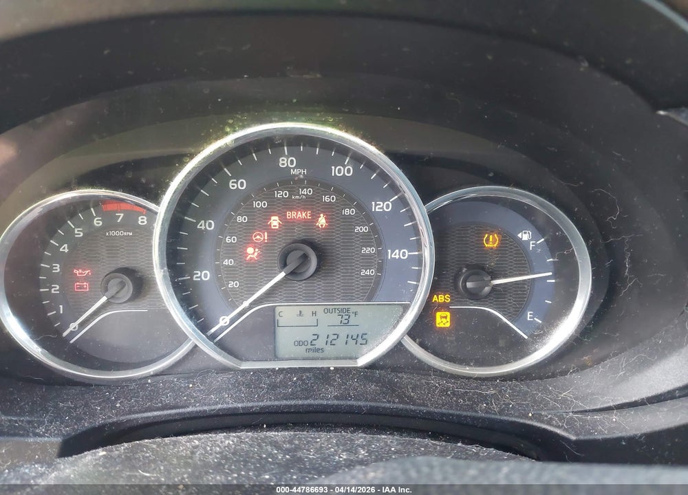 2014 TOYOTA COROLLA LE VIN: 5YFBURHE3EP157682