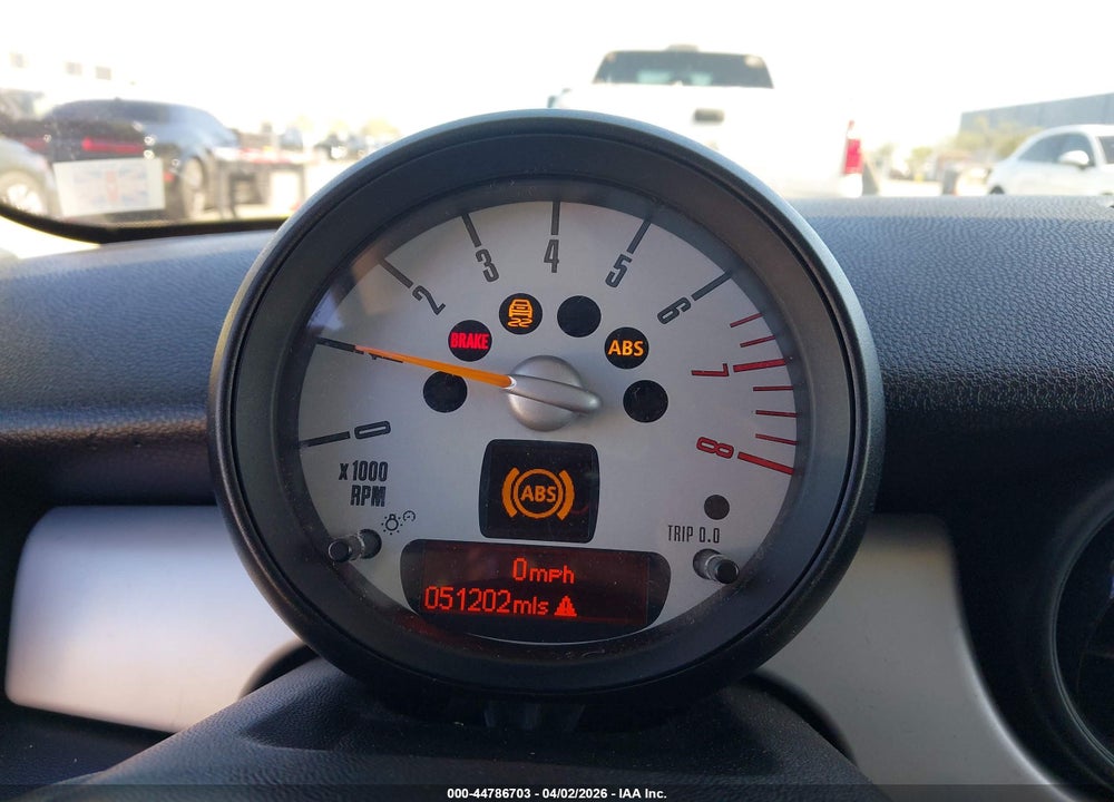 2013 MINI COOPER HARDTOP VIN: WMWSU3C50DT375202