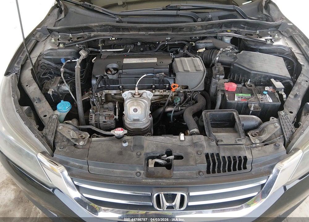 2015 HONDA ACCORD EX-L VIN: 1HGCR2F83FA008240
