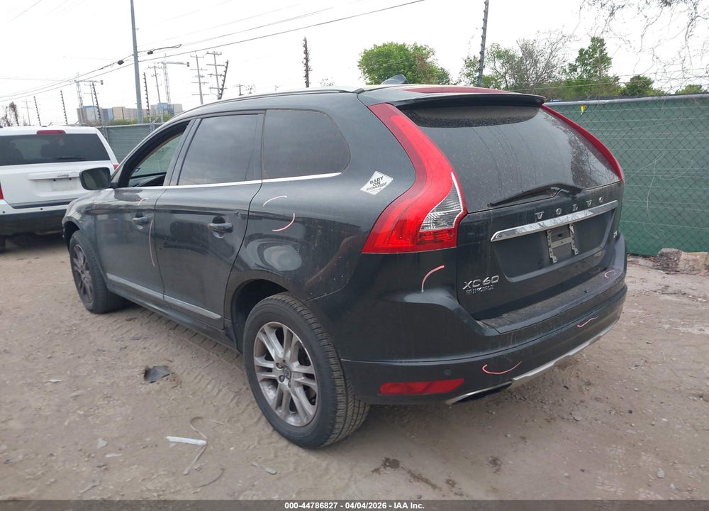 2015 VOLVO XC60 T5 PREMIER VIN: YV440MDK4F2740553