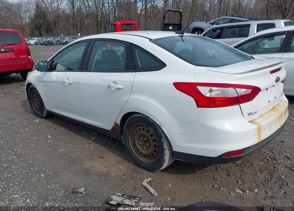 2014 FORD FOCUS SE VIN: 1FADP3F26EL201646