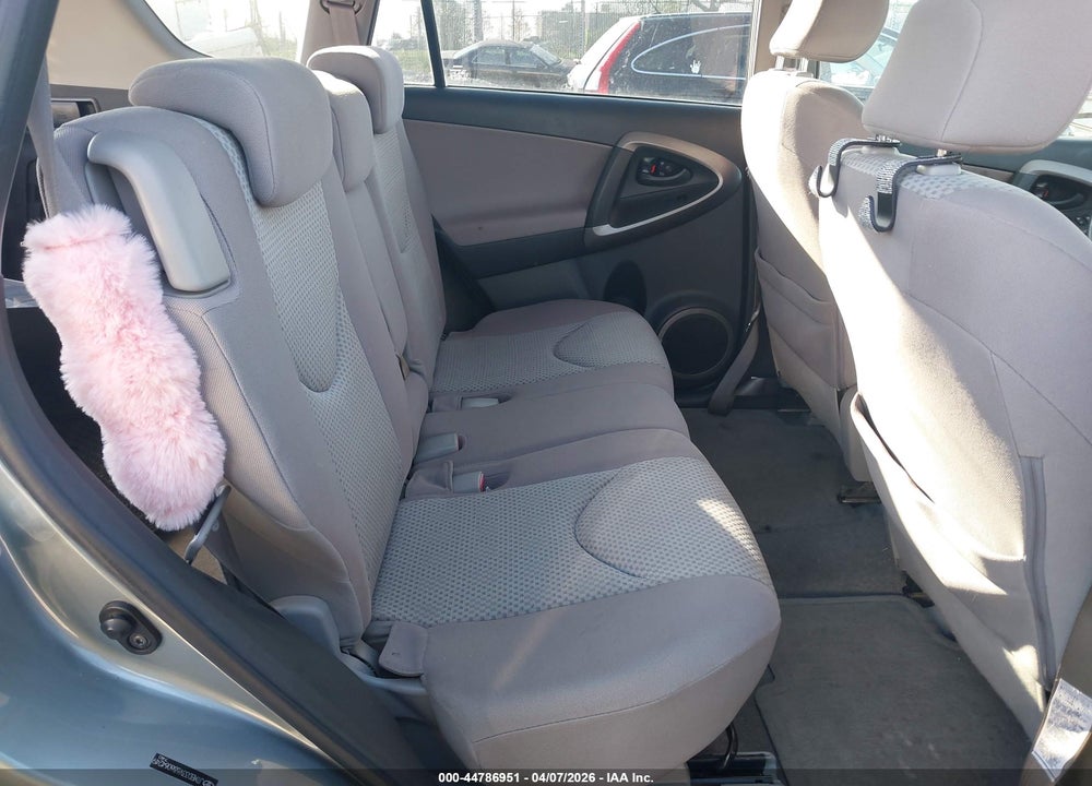 2008 TOYOTA RAV4 VIN: JTMBD33V686064249