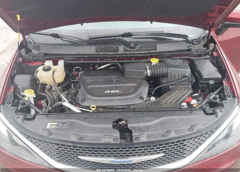 2018 CHRYSLER PACIFICA TOURING VIN: 2C4RC1DG1JR173903
