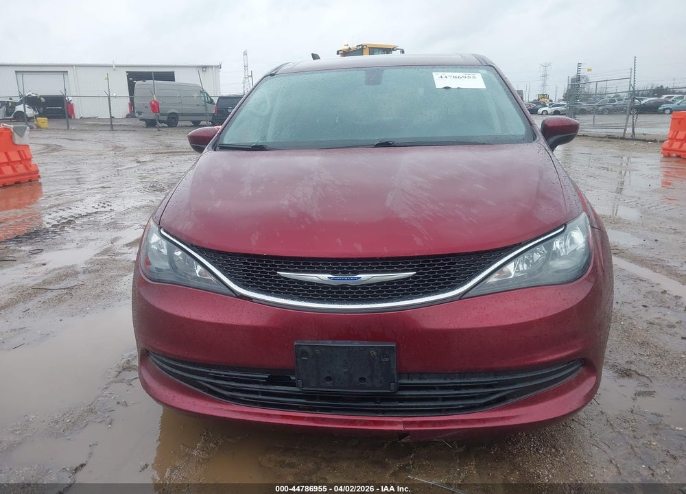 2018 CHRYSLER PACIFICA TOURING VIN: 2C4RC1DG1JR173903