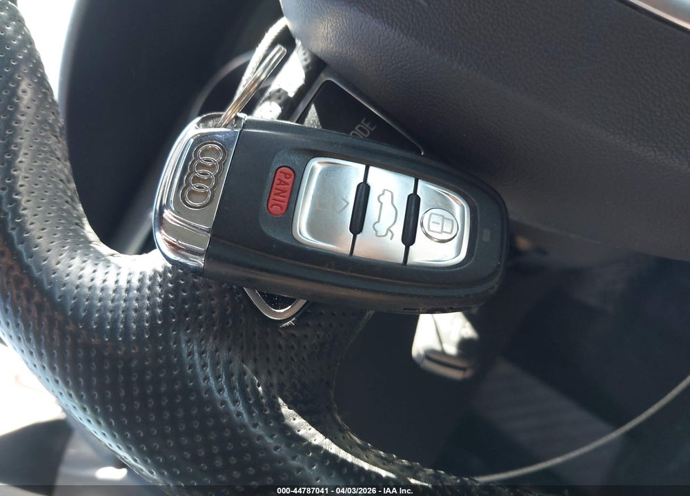 2011 AUDI A5 PREMIUM VIN: WAULFAFH0BN015230
