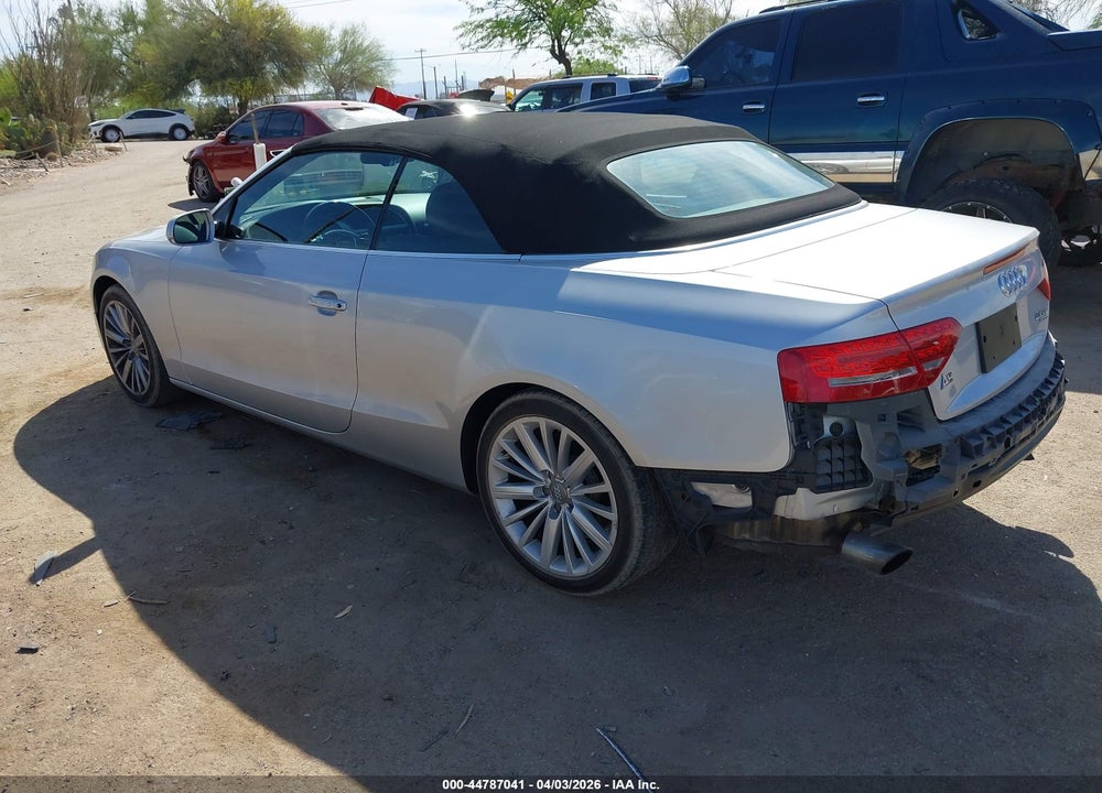 2011 AUDI A5 PREMIUM VIN: WAULFAFH0BN015230