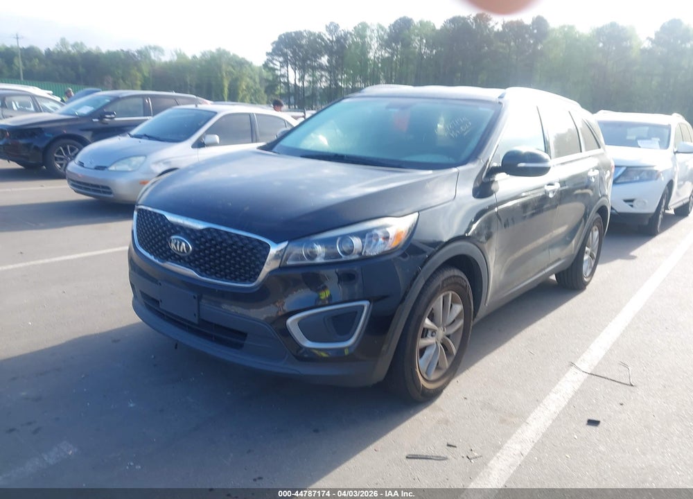 2016 KIA SORENTO 3.3L LX VIN: 5XYPG4A53GG141001