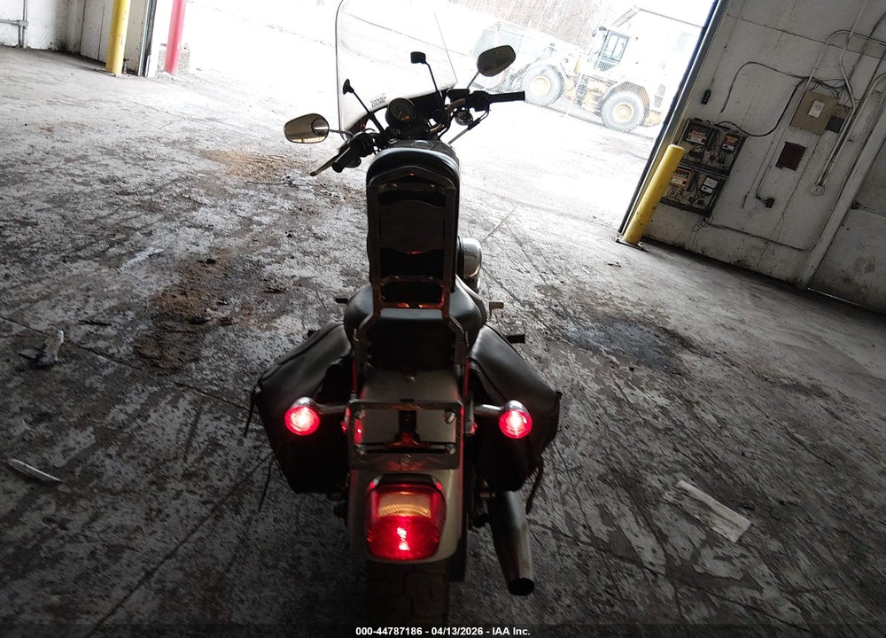 2005 HARLEY-DAVIDSON XL883 VIN: 1HD4CAM185K432380