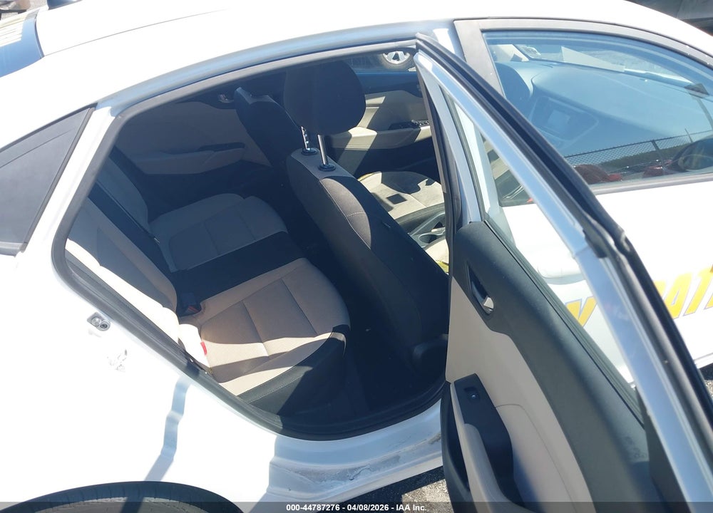 2019 HYUNDAI ACCENT SE VIN: 3KPC24A32KE054398