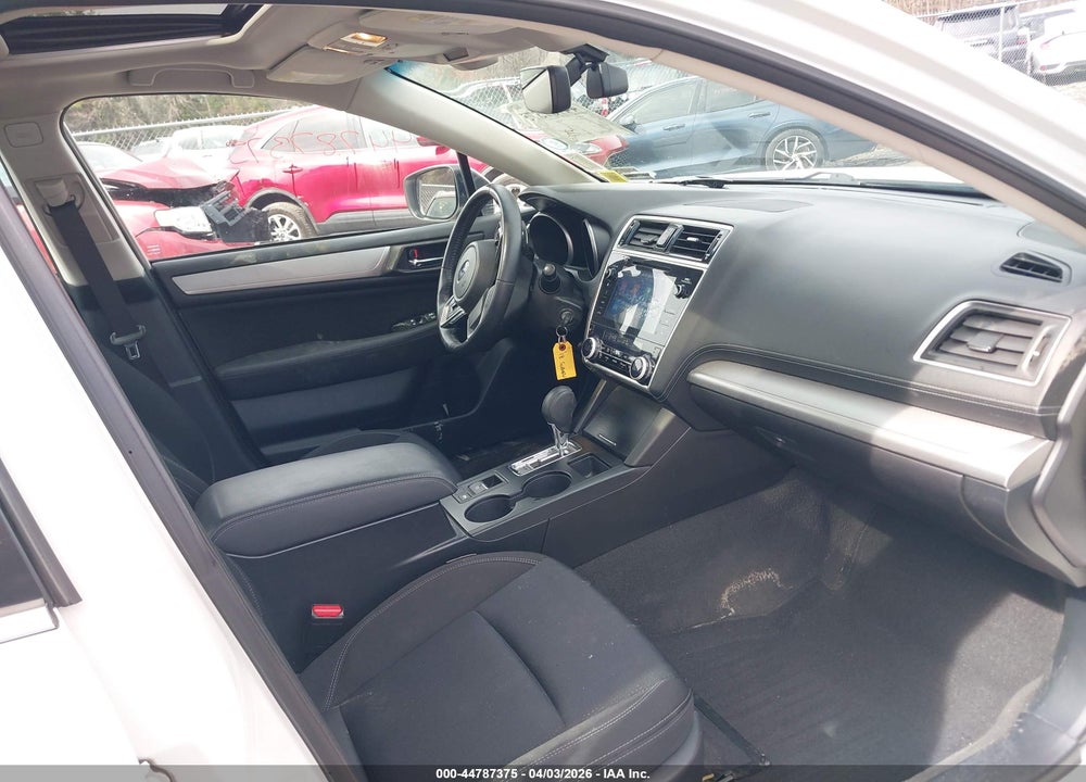 2018 SUBARU LEGACY 2.5I PREMIUM VIN: 4S3BNAH69J3043227