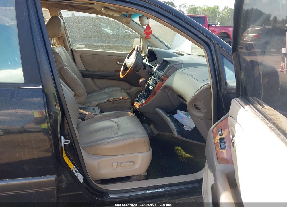 2002 LEXUS RX 300 VIN: JTJHF10U820265842