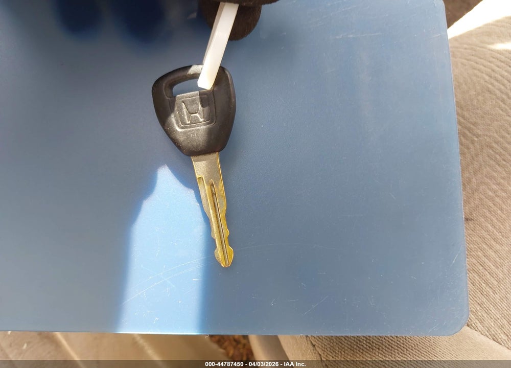 2001 HONDA CIVIC LX VIN: 2HGES165X1H608700