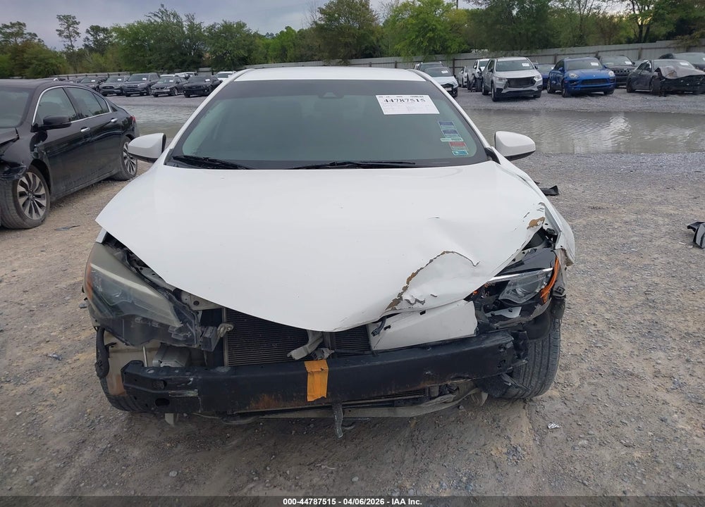 2018 TOYOTA COROLLA L VIN: 5YFBURHE5JP815643