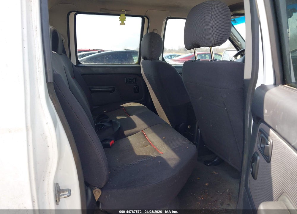 2002 NISSAN FRONTIER SC-V6 VIN: 1N6MD29Y72C368409